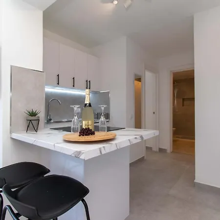 Апартаменты Santa Maria 120 - Two Bed