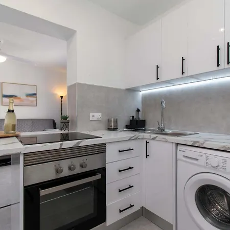 Santa Maria 120 - Two Bed Адехе