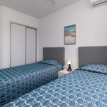 Apartment Santa Maria 120 - Two Bed *